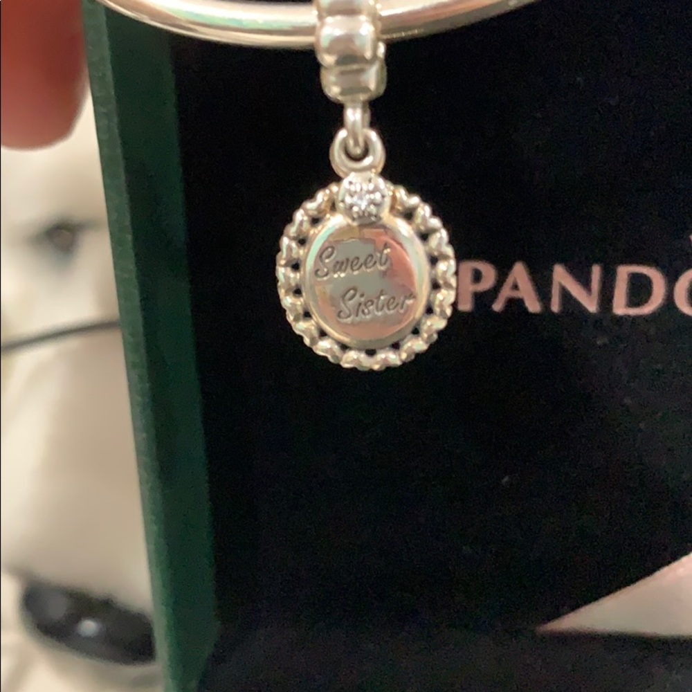 Sweet sister charm